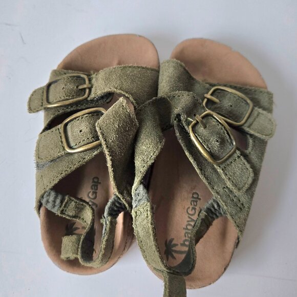 GAP Olive Sandals - Picture 4 of 7